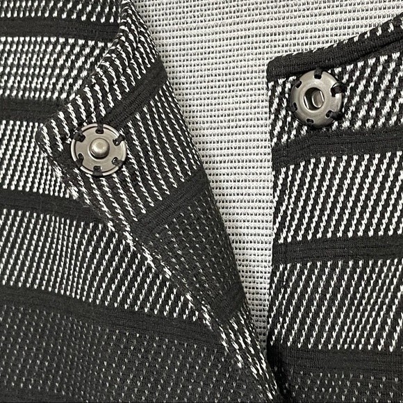 Chico’s 2 Knit Jacket Snap Buttons Black Dark Academia Chic Sophisticated Size L - Picture 5 of 15